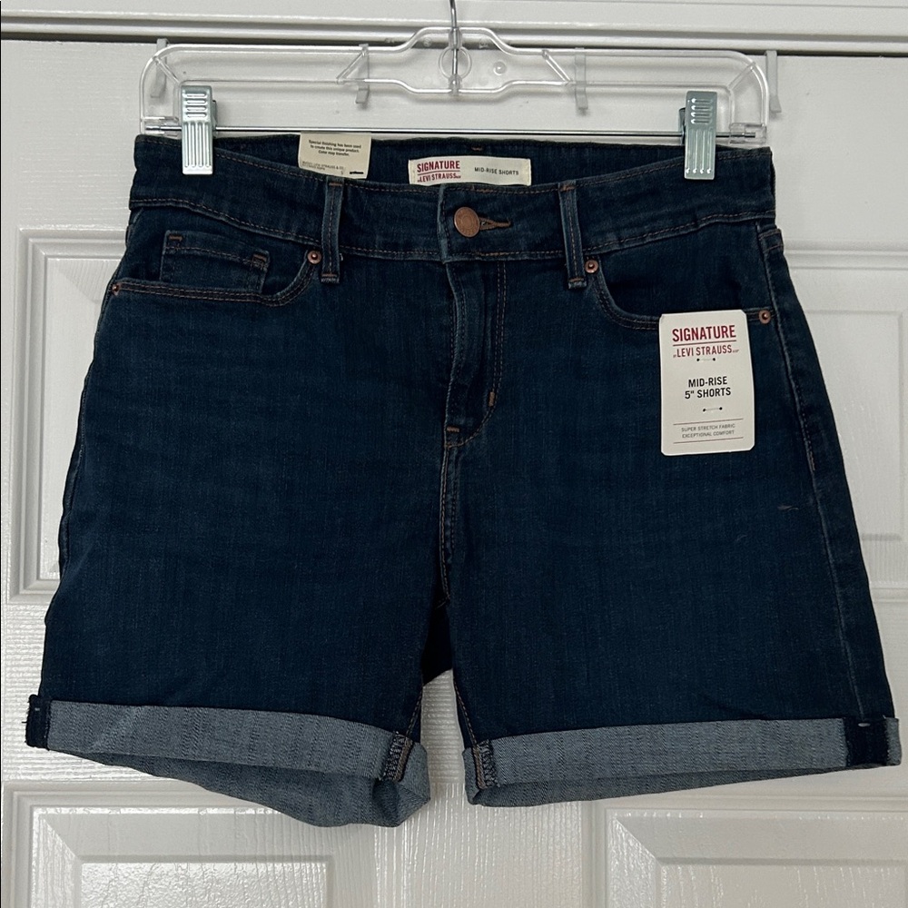 Woman’s Levi's Dark Blue Cuffed Denim Shorts